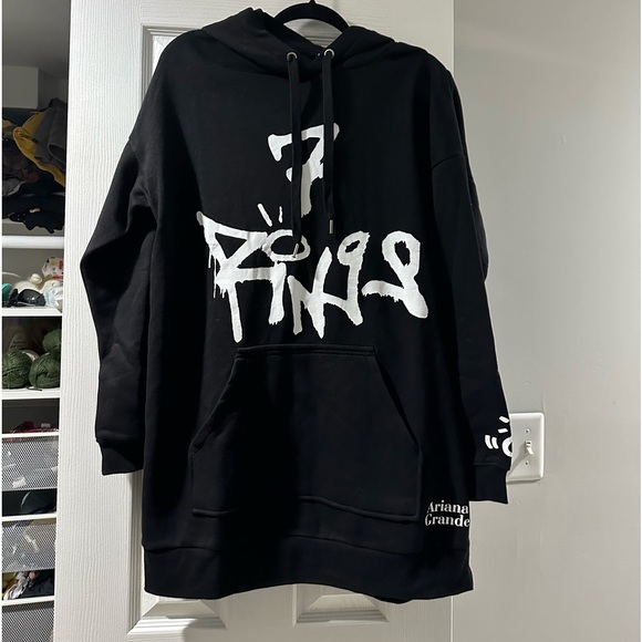 Apparel Ariana Grande Hoodie Rings Ariana Grande Tops Nwt Ariana